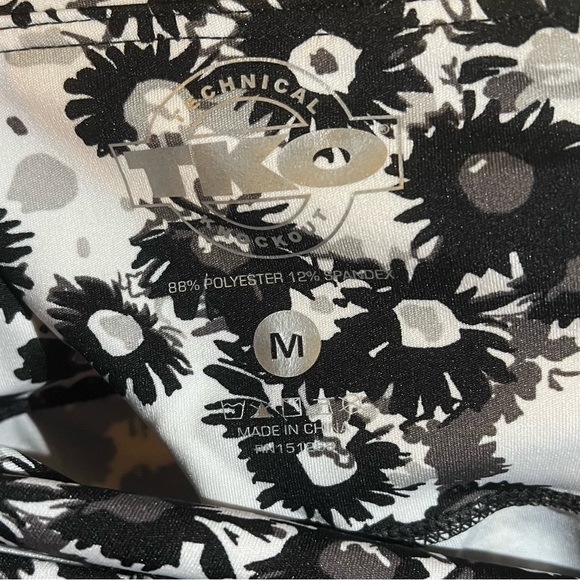 TKO Floral Leggings Size M - Picture 5 of 6